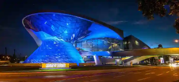 BMW X3에서 내비게이션 경로 설정하기